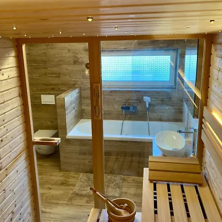 Luxury House With Sauna And 3 Bedrooms With 8 Beds In The Krkonose Mountains *